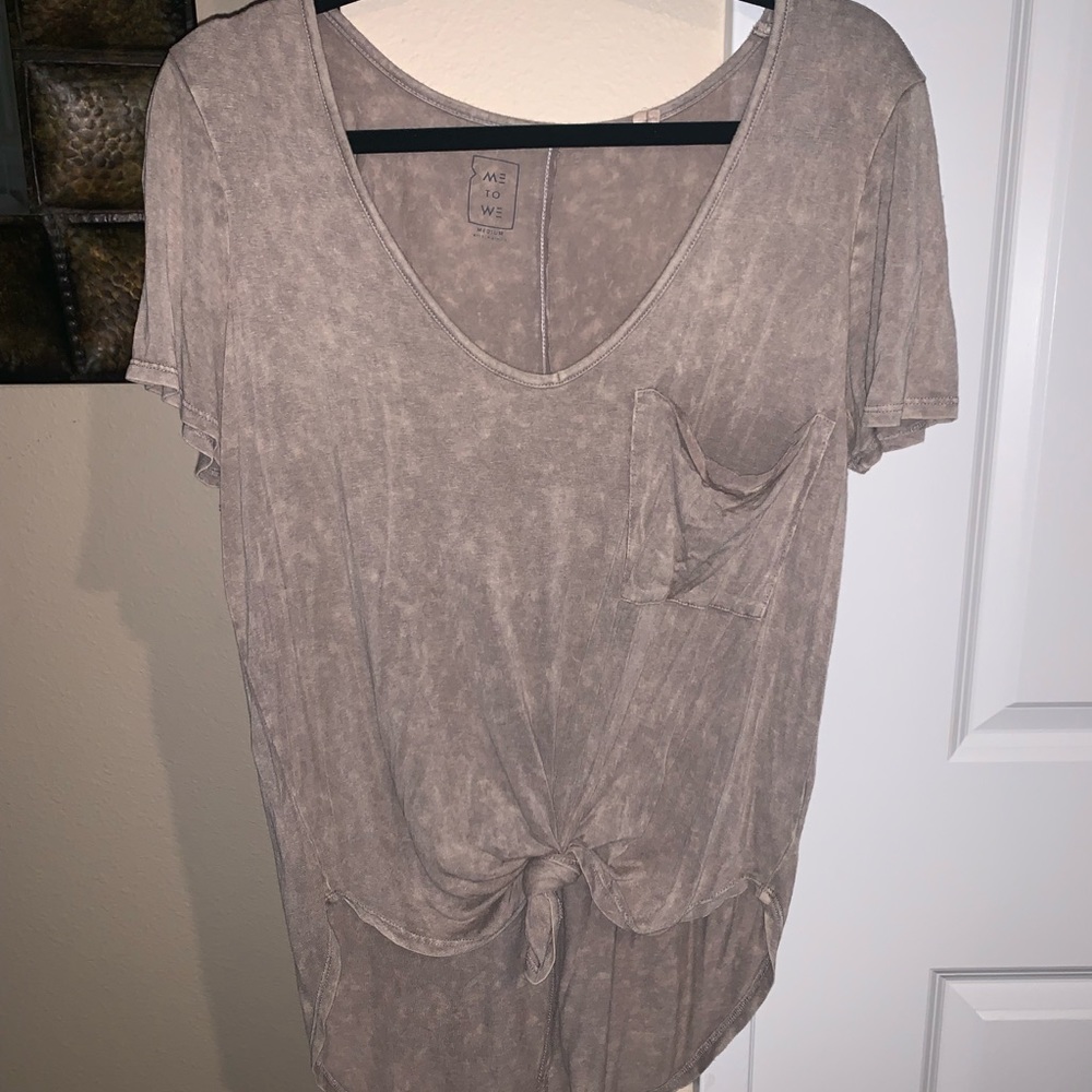 Loose distressed tee